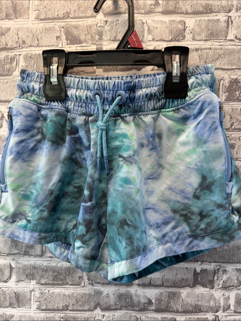 Girl's Athleta Girl Tie-Dye Elastic‎ Waist Shorts - Blue/Green